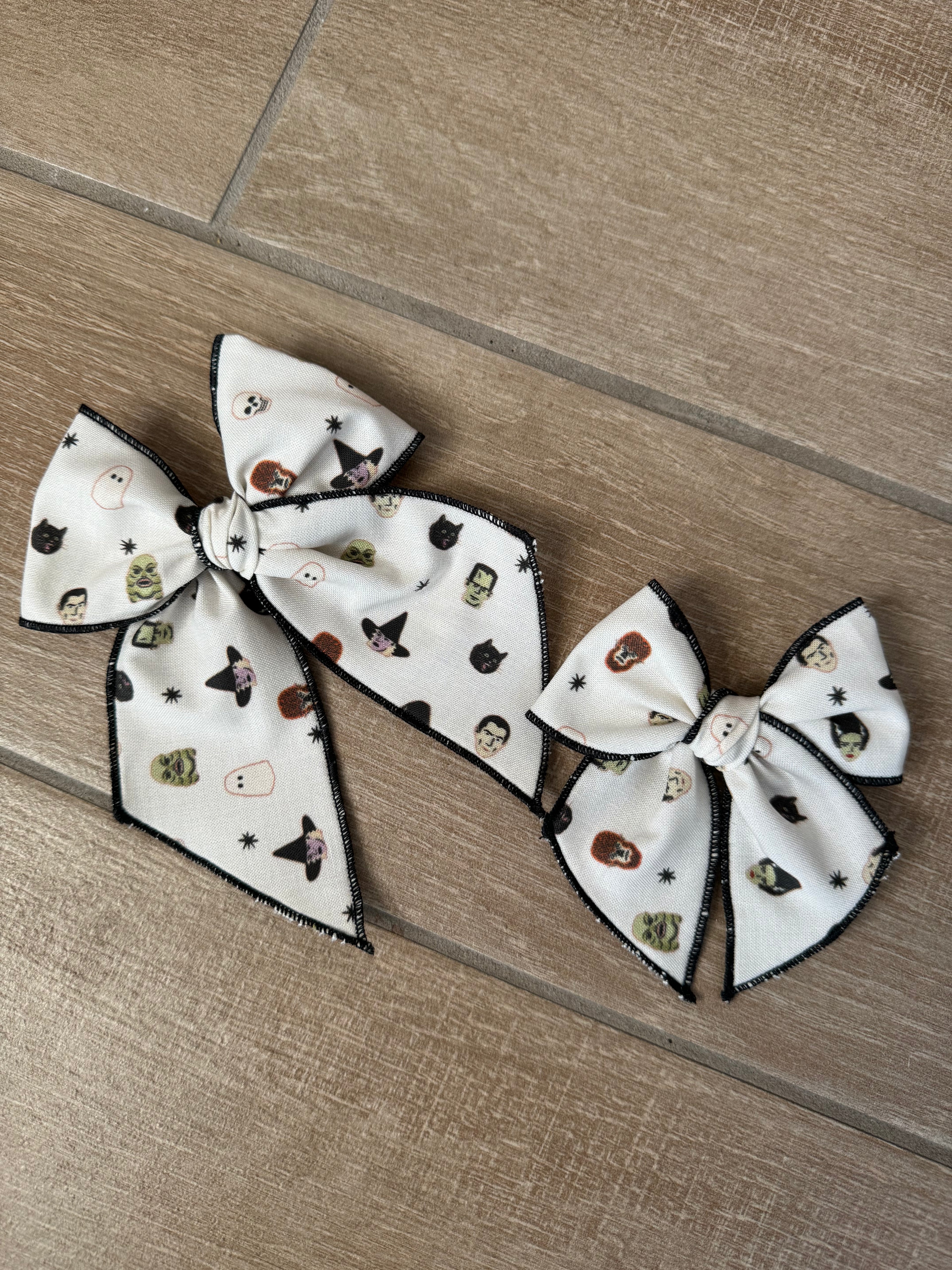 Monster Mash Mini Bow